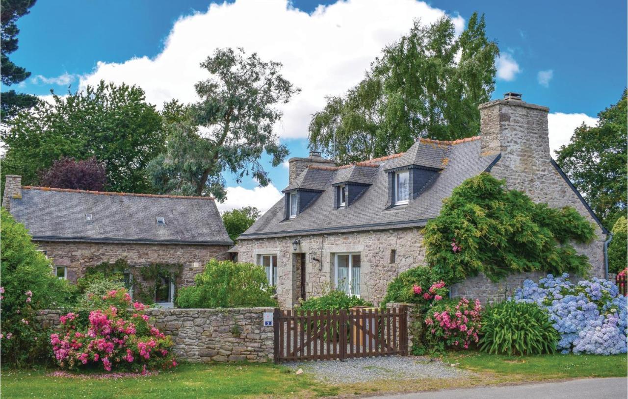 Nice Home In Plehedel With Wifi Exterior foto